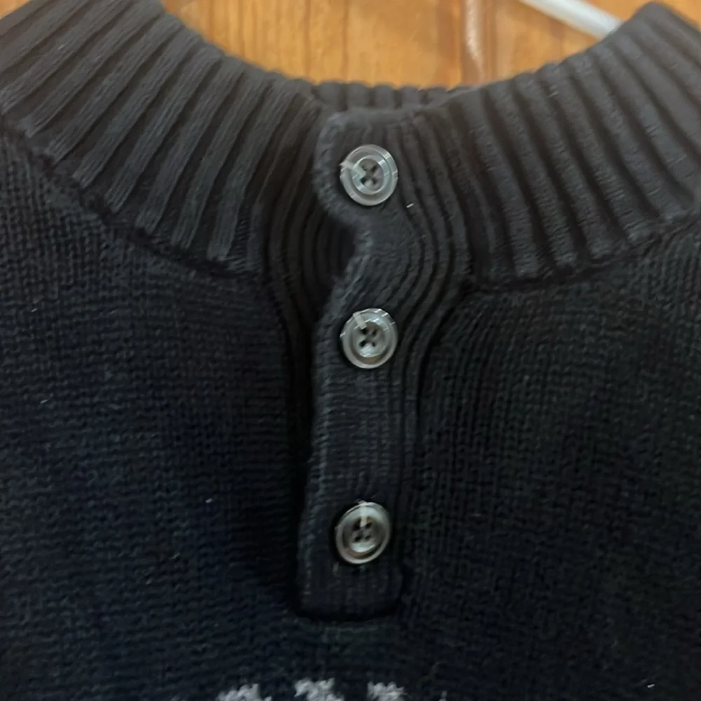 Chaps men’s quarter button pull over winter sweater size xlarge.